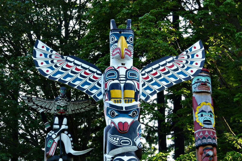 sky, communication, art and craft, belief, religion, tree, sign, human representation, day, growth, totem Pole, no people, creativity, nature, 720P, green color