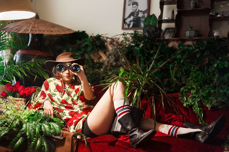 women, binoculars, plants, 1080P, legs, boots, hat, socks