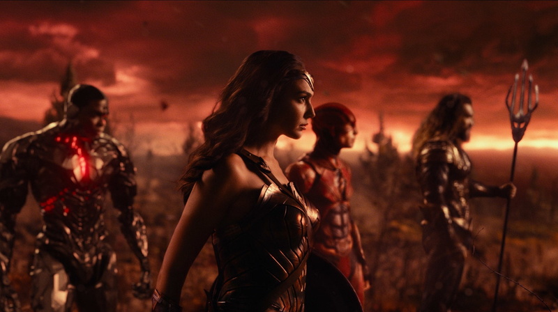 standing, Superhero, Ezra Miller, group of people, music, Justice League, emotion, nightlife, waist up, young women, togetherness, Victor Stone, women