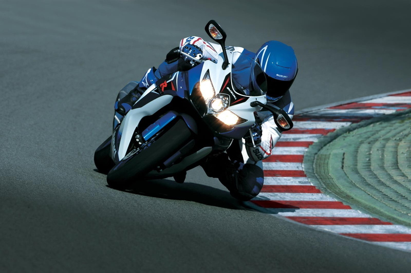 sport, sports race, one person, transportation, real people, sports helmet, protection, competition, speed, 720P, security, crash helmet, Suzuki, helmet