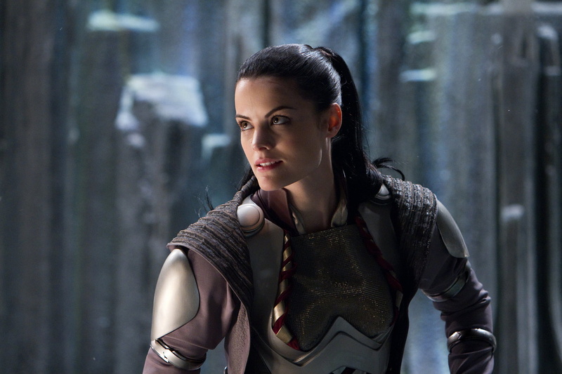 beautiful woman, young women, hair, jacket, warrior, young adult, adult, music, Marvel Cinematic Universe, focus on foreground, clothing, brunette, Thor