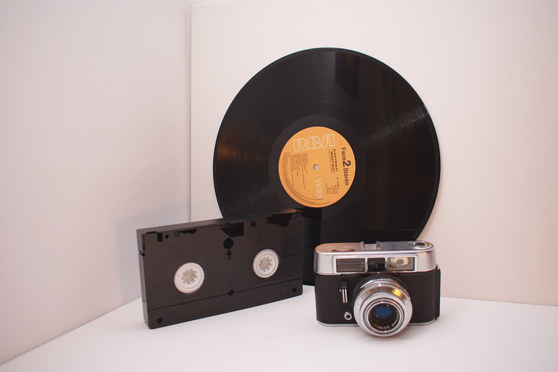 record, retro styled, music, silver colored, no people, obsolete, antique, history, retro, film reel, radio, audio, camera - photographic equipment, arts culture and entertainment