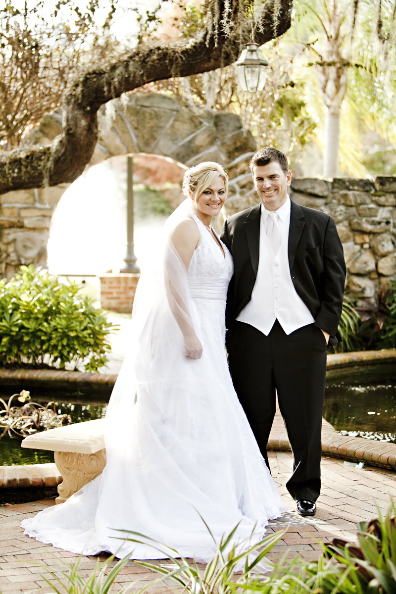man, bridal, wearing, bonding, ceremony, veil, couple - relationship, outfit, bride, white, adult, love, happiness, newlywed, summer, female, two people