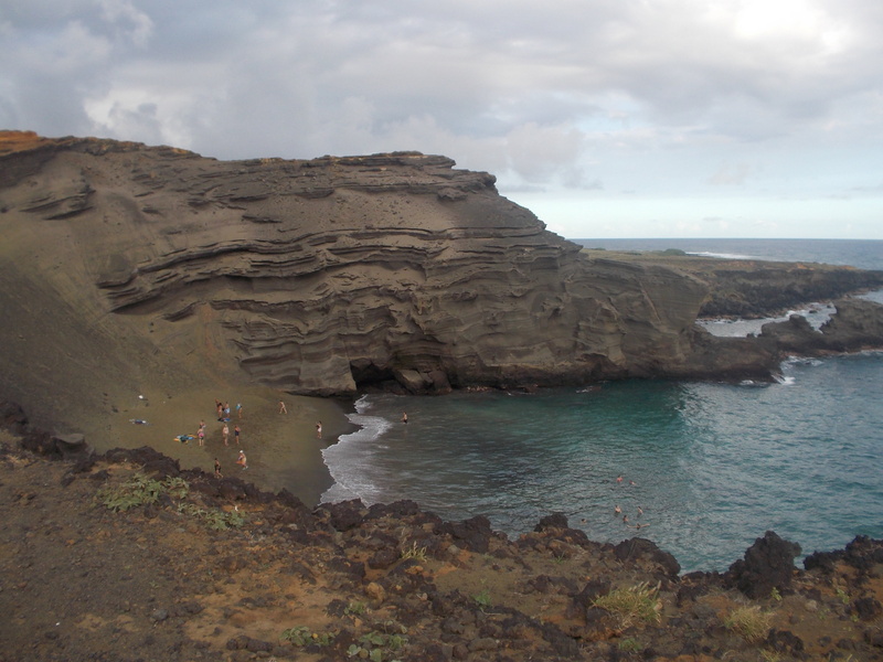 scenics, cliff, hawaii, sky, big island, non-urban scene, scenics - nature, papakōlea beach, 2K, formation, land, tranquil scene, water, green sands, rock formation