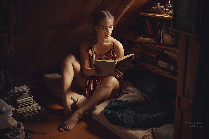 bare shoulders, dress, Kristina, reading, barefoot, books, 1080P, feet, Anton Zhilin