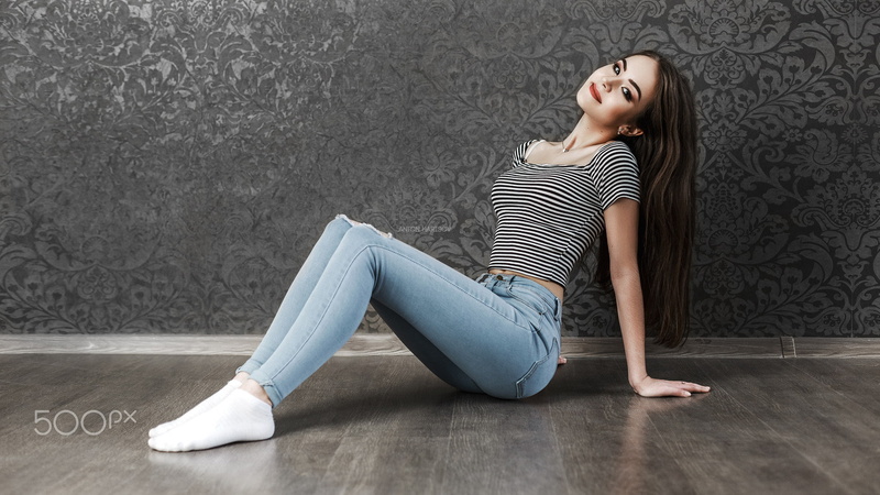 brunette, on the floor, Anton Harisov, sitting, long hair, 720P, women, jeans, 500px, smiling