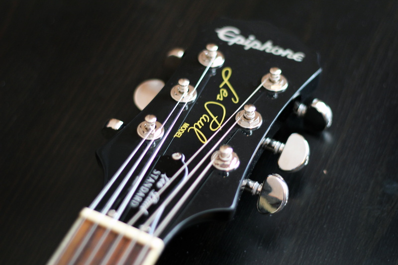 close, musical equipment, 5K, arts culture and entertainment, string instrument, gibson, musical, photography, electric, play, rock, concert, wooden, musical instrument