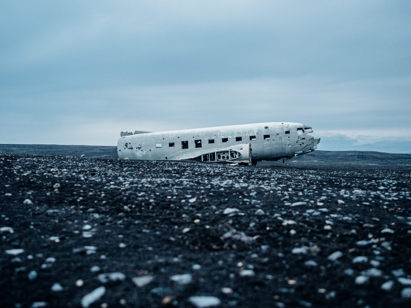 wrecked, nature, day, air vehicle, frozen, winter, cold, water, tranquility, travel, airplane, wing, desert, fuselage, outdoors, transportation, flat, snow