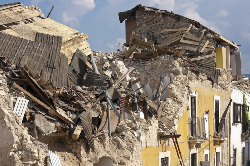 wrecked, roads, abandoned, nature, ruined, built structure, rubble, broken, bad condition, day, sky, glimpse, earthquake, building, run-down, breaking