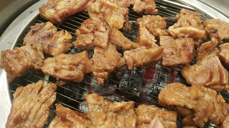 vows ribs, food, no people, ready-to-eat, day, kitchen utensil, preparing food, high angle view, indoors, healthy eating, freshness, still life, chicken