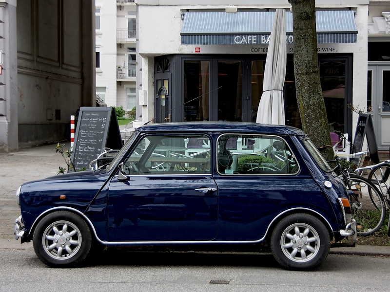 mini cooper, vintage, motor vehicle, sports car, parked, street, nostalgia, car, door, no people, text, building exterior, city, oldtimer, auto, architecture