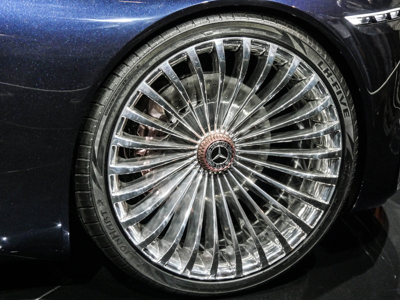 mercedes, shiny, auto, chrome, design, rim, metal, pattern, close-up, land vehicle, mechanic, nobel body, luxury, car, shape, tire, spoke, gloss, transportation