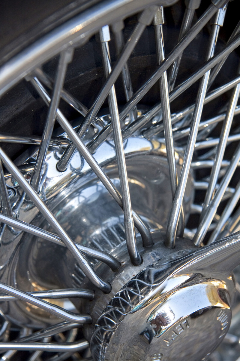 no people, clean, silver colored, shiny, eating utensil, pattern, automotive, still life, steel, full frame, focus on foreground, high angle view, indoors