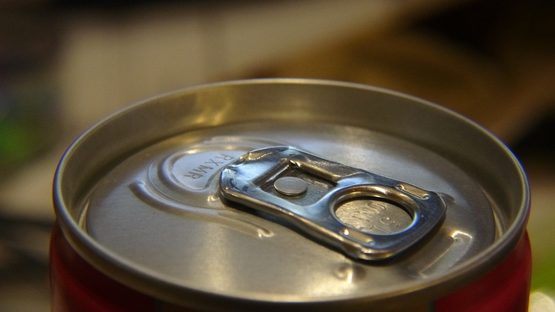 no people, close up, soda, single object, alcohol, silver, drink can, cold temperature, close, silver colored, container, can, canned food, material, aluminium