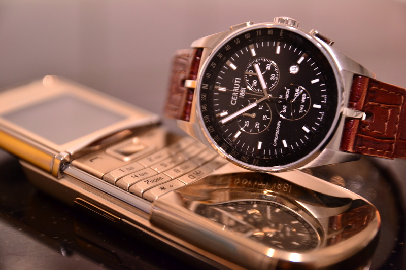 watch, round, wireless technology, instrument of Time, equipment, time, technology, framed, clock Face, citizen, selective focus, number, navigational compass