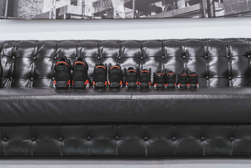 jordan, electronics, ottoman, repetition, sofa, tufted, assorted, speaker, shelf, architecture, fashion, living room, arrangement, day, screen, room, side by side