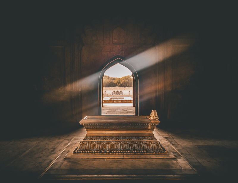 tunnel, history, absence, nature, coffin, india, wall - building feature, tomb, arched, wood - material, direction, 4K, empty, the way forward, building