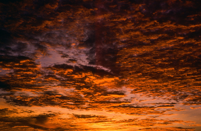 storm, golden, light, morning, dusk, 2K, meteorology, nature, water, sunset landscape, scenic, outdoors, sun, yellow, horizon, beauty in nature, abstract