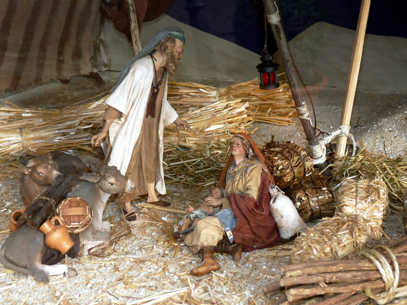 santon, christmas crib figures, built structure, wood - material, christmas story, people, nativity scene, christ child, architecture, real people, spirituality