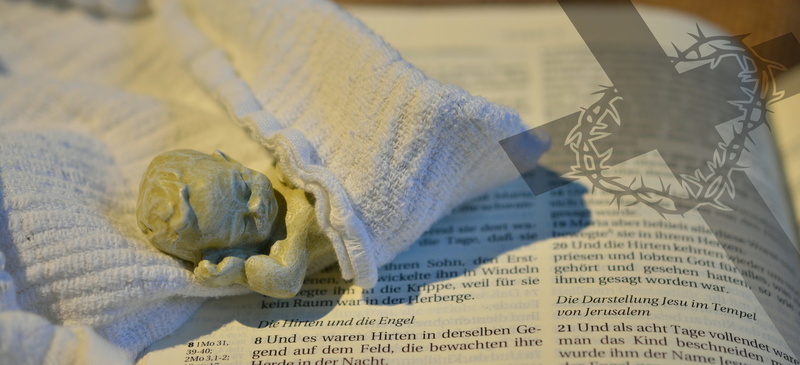 5K, still life, page, christmas eve, white, crown of thorns, diaper, jesus birth, christmas, group of objects, child, selective focus, jesus, communication