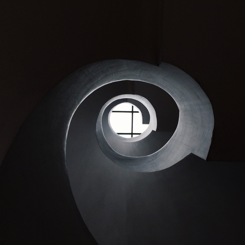 lighting equipment, shape, directly below, geometric shape, bottom, black and white, 1080P, circle, below, golden ratio, light, spiral, steps and staircases