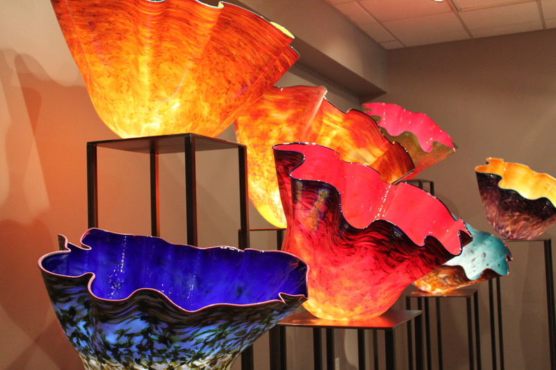 wall - building feature, glowing, nature, colour, yellow, flourish, burning, no people, home interior, illuminated, indoors, Art, representation, Glass Sculpture