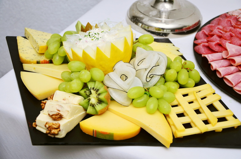 food and drink, indoors, slice, 4K, freshness, food, high angle view, fruit, white, variation, party, choice, decor, ready-to-eat, cheese plate, breakfast