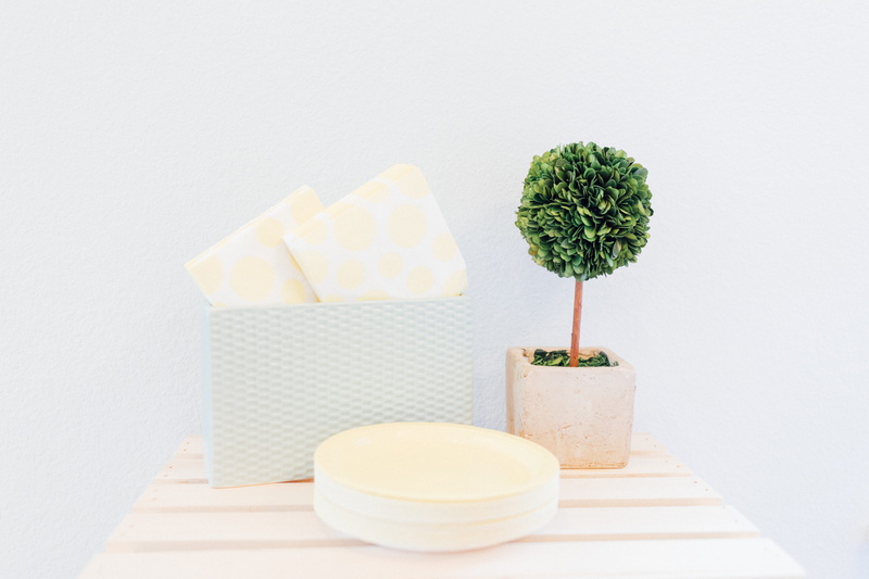 box, herb, plant, simple, freshness, indoors, decoration, green, healthy eating, near, event, tree, simplicity, white background, wellbeing, in a row, mint leaf - culinary