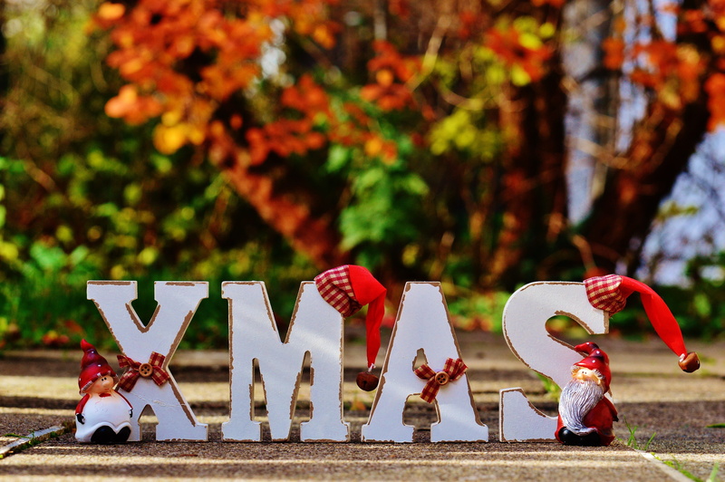 representation, mood, creativity, happy, happy fixed, christmas card, outdoors, day, decor, christmas motif, xmas, merry christmas, lettering, text, table