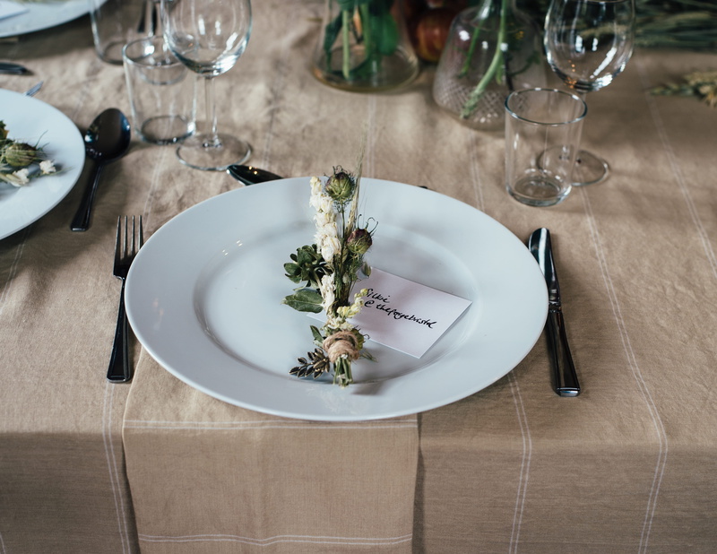 high angle view, glass, plate, no people, decoration, tablecloth, food and drink, 4K, white, kitchen utensil, drinking glass, utensil, decorative, setting