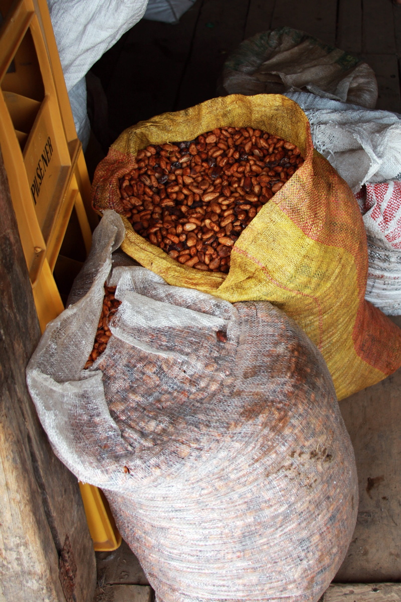 cocoa beans, day, market stall, market, wellbeing, healthy eating, food, food and drink, for sale, abundance, 4K, wood - material, spice, business, no people