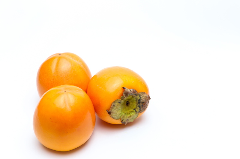 orange color, diospyros kaki, three, small, citrus fruit, cut out, indoors, kaki, orange, copy space, healthy eating, healthy lifestyle, studio shot, close-up