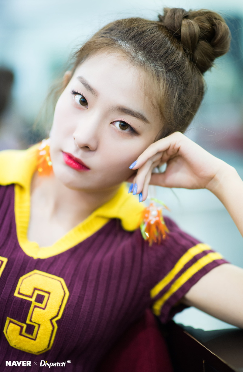 hairstyle, hair, Seulgi (RedVelvet), focus on foreground, portrait, RedVelvet, 2K, headshot, looking at camera, one person, beauty, casual clothing, offspring