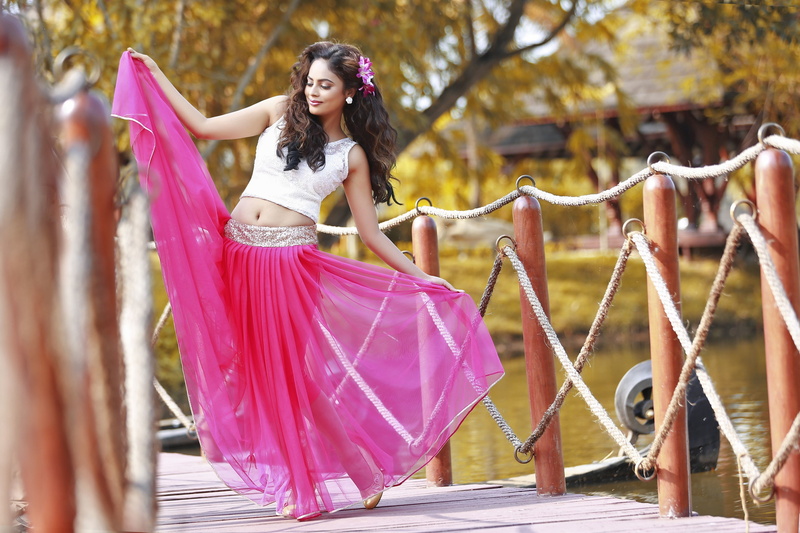 celebrity, indian, smile, bollywood, girl, face, model, beautiful, 4K, lips, actress, brunette, beauty, sexy, pose, hair, pretty, eyes, cute, Nandita