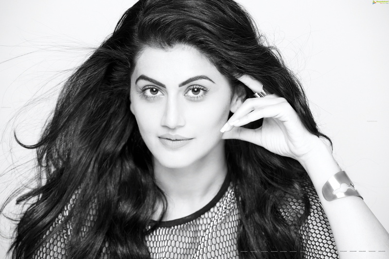woman, scale, Actress, Bollywood, 4K, photography, Model, wearing, cuff, HD, 5K, bracelet, Taapsee Pannu, gray