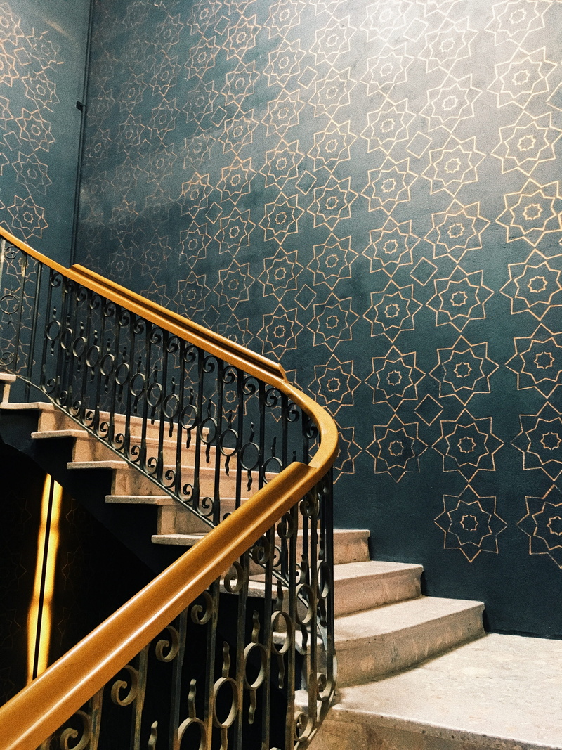 indoors, green, stair, wrought iron, hotel, built structure, yellow, sunlight, indoor, architecture, steps and staircases, no people, downton, luxury, downtown mexico