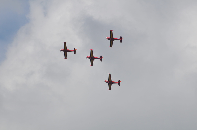 arrangement, motion, clouds, stavelot, infinity, flying, belgium, pilots, flag, outdoors, 4K, transportation, teamwork, aerospace industry, airplane, formation