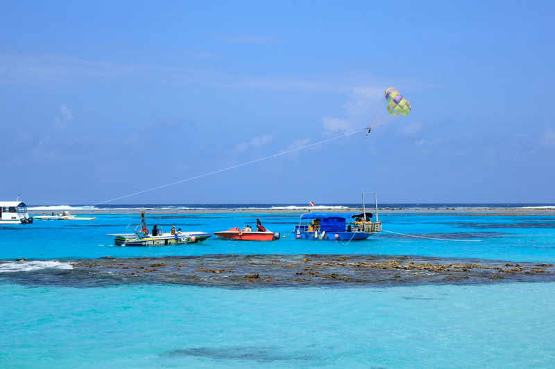 Guam, 4K, nautical Vessel, sea, saipan, island, land, coastline, Saipan Island, mode of transportation, water, flag, day, travel, sky, travel Locations