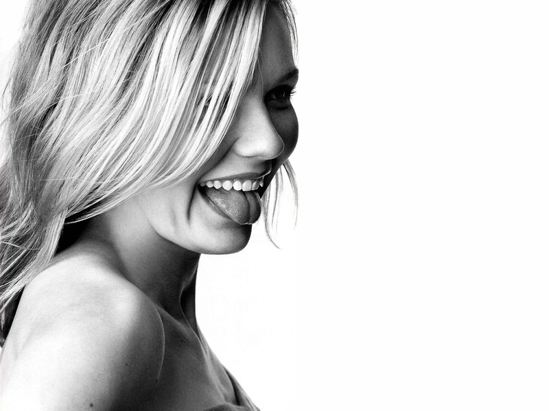 blond hair, simple background, Kirsten Dunst, monochrome, 720P, tongue out, actress, women, smiling