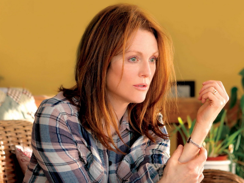 brown Hair, indoors, people, looking, gray, mobile Phone, smart Phone, hairstyle, still alice, technology, enjoyment, internet, front view, alice howlan