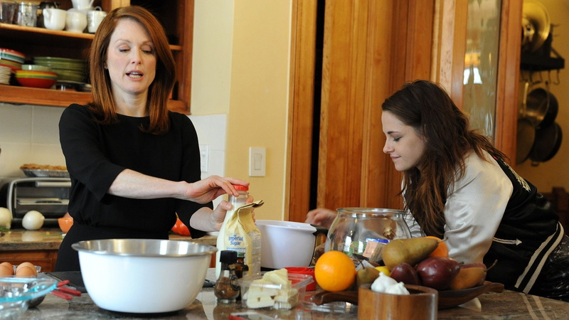 indoors, young women, food and drink, waist up, food, standing, Movie, hairstyle, Kristen Stewart, Still Alice, kitchen, preparing food, home, teamwork