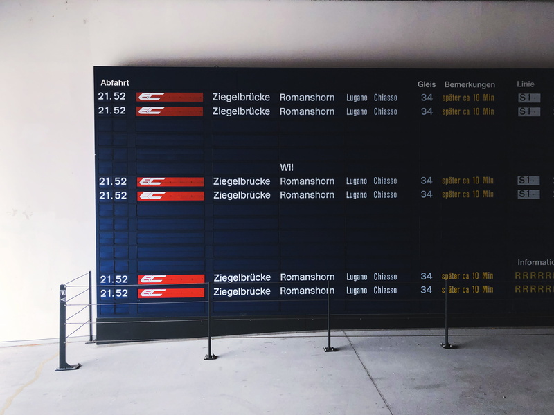 transportation, interior, arrival departure board, display, sbb, mode of transportation, text, monitor, screen, travel, architecture, blue, fabian, information