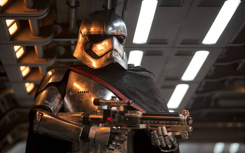 government, uniform, protective workwear, old, darth vader, working, episode vii, architecture, star wars, technology, safety, silver, clothing, metal