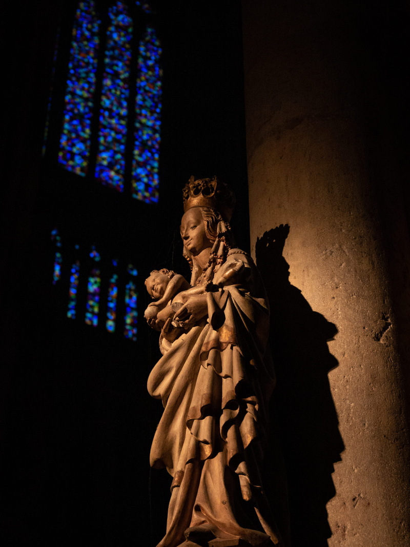 stained glass, church, person, archaeology, origami, belief, human representation, building, sculpture, spirituality, angel, kölner dom, köln, male likeness
