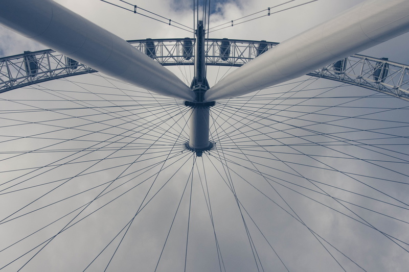 architecture, london eye, tall - high, outdoors, no people, london, connection, large, amusement park ride, amusement park, dream, bridge - man made structure