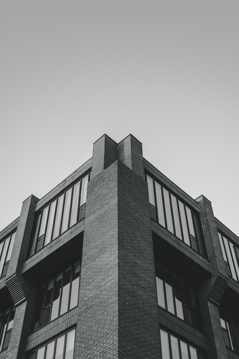 5K, outdoors, rise, low angle view, urban, clear sky, office, sky, italy, simple, banister, window, glass - material, day, white, black, office building