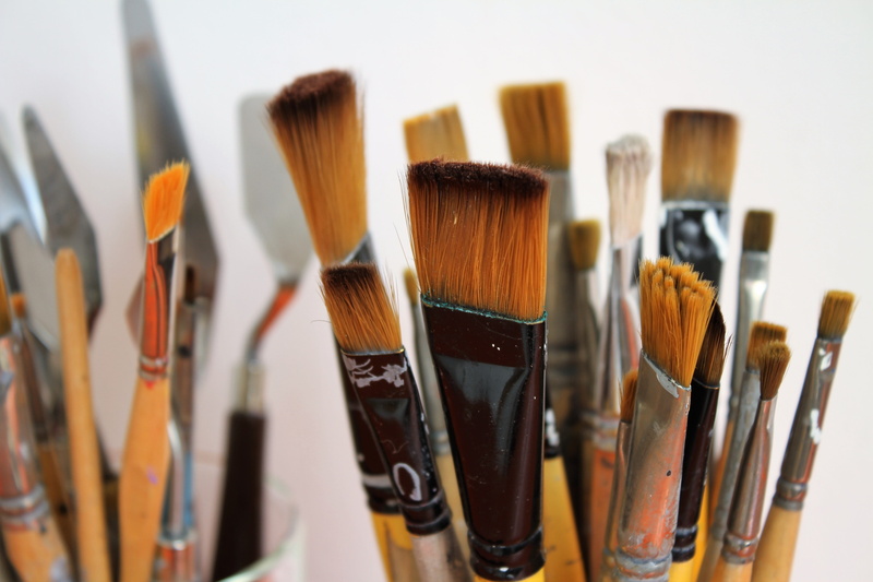 no people, acrylic, palette, brush hair, art and craft, oil painting, paintbrush, tool, brushes, occupation, make-up, bristle brush, paint, close, indoors