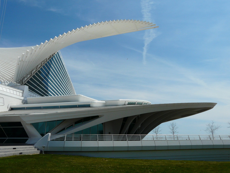 museum, architectural photography, building, city, opera, tourism, airplane, milwaukee art museum, low angle view, travel destinations, milwaukee, photography