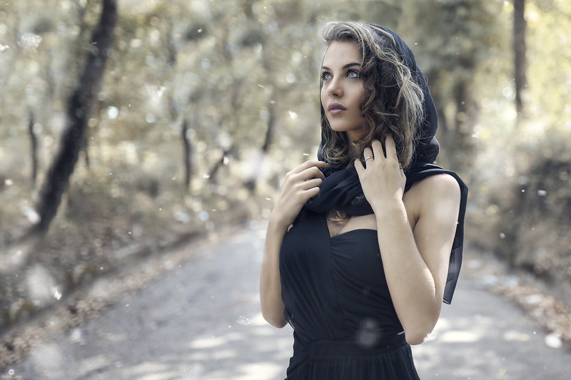 tree, women outdoors, three quarter length, land, fashion, black dress, women, focus on foreground, 1080P, long hair, lifestyles, forest, leisure activity