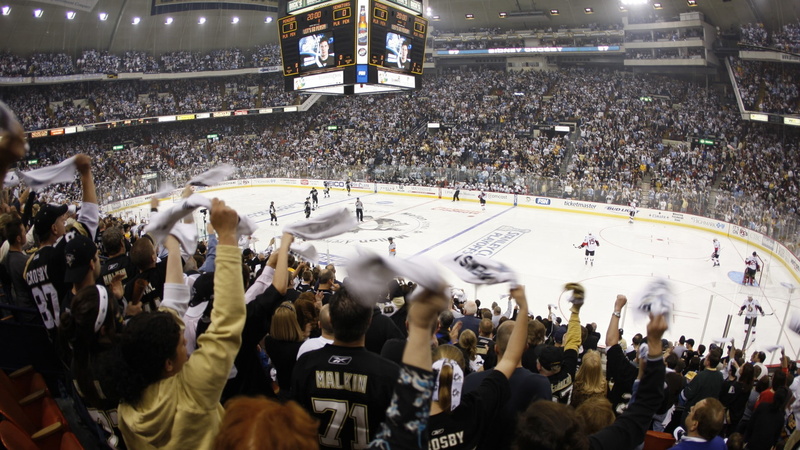 street, leisure activity, ice hockey, high angle view, togetherness, spectator, NHL, outdoors, group of people, sport, real people, men, Pittsburgh Penguins